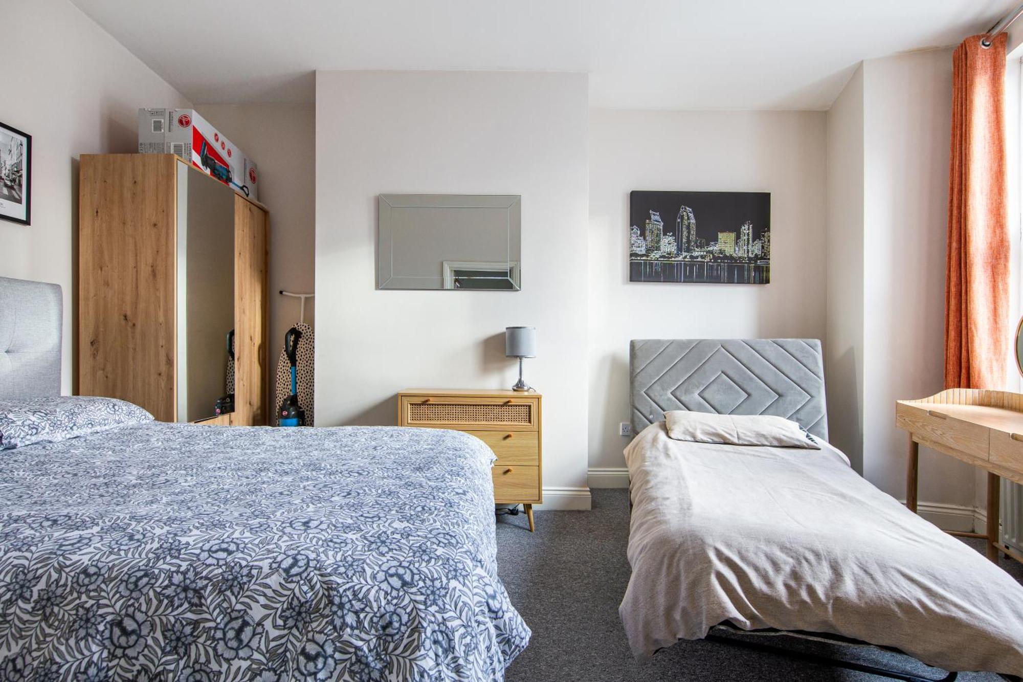 Cosy 1 Bed Apartment With Free Parking Close To Underground Station Zone 2 For Quick Access To Central London Up To 5 Guests מראה חיצוני תמונה