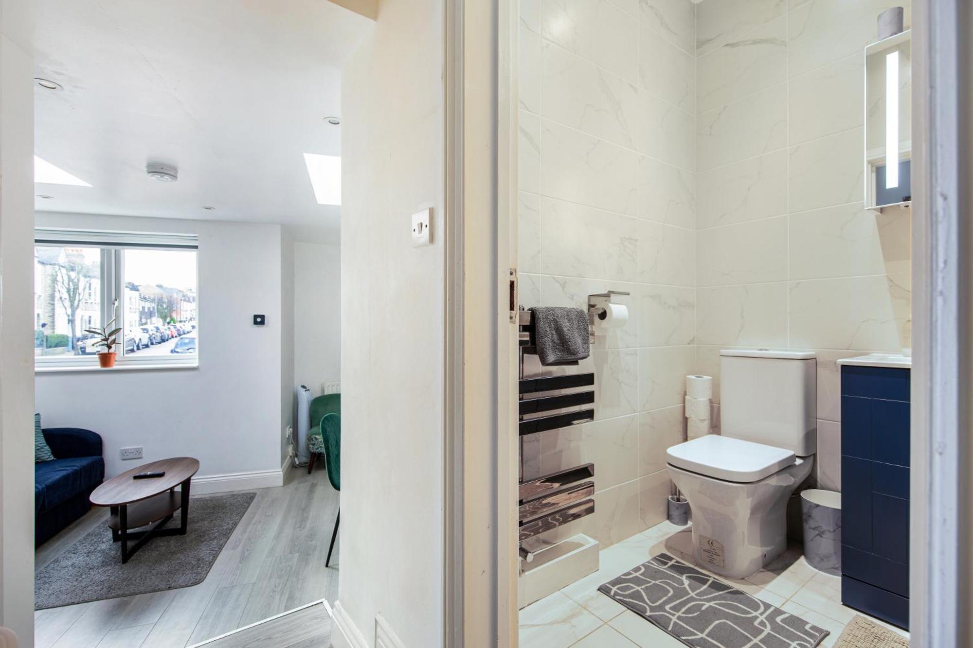 Cosy 1 Bed Apartment With Free Parking Close To Underground Station Zone 2 For Quick Access To Central London Up To 5 Guests מראה חיצוני תמונה