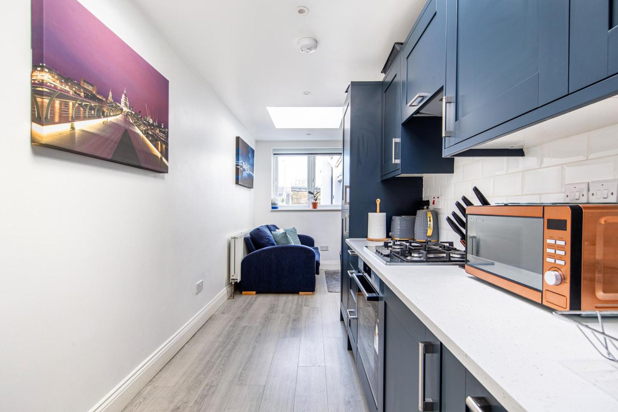 Cosy 1 Bed Apartment With Free Parking Close To Underground Station Zone 2 For Quick Access To Central London Up To 5 Guests מראה חיצוני תמונה